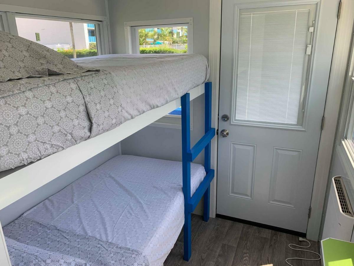 Tiny House Siesta Villa Sarasota Exteriör bild